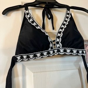 Kona Sol black/white crochet bikini top